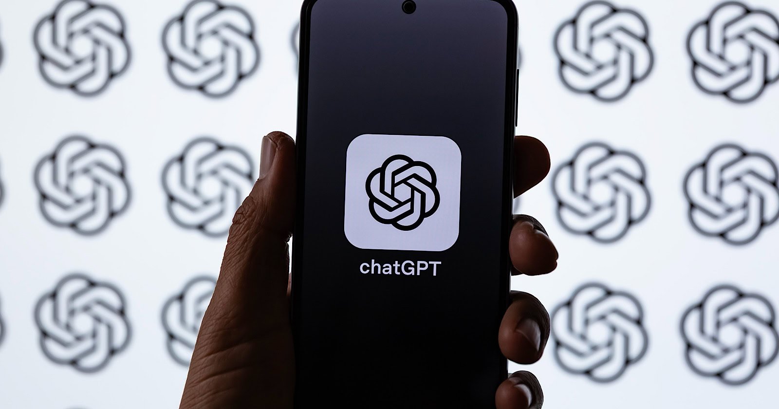 Most ChatGPT users are currently not using English.
